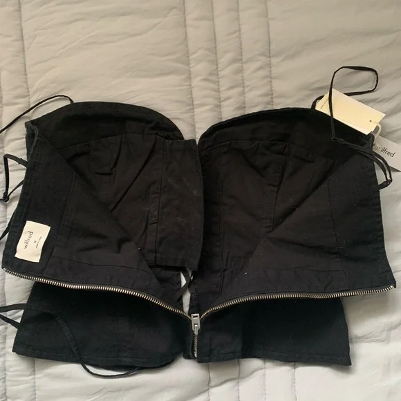 Aritzia Black Lace-Up Camisole - Picture 4 of 8